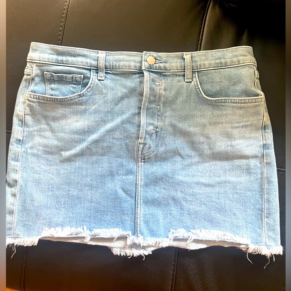 J Brand, denim skit, barely worn, size 29 - Picture 1 of 4